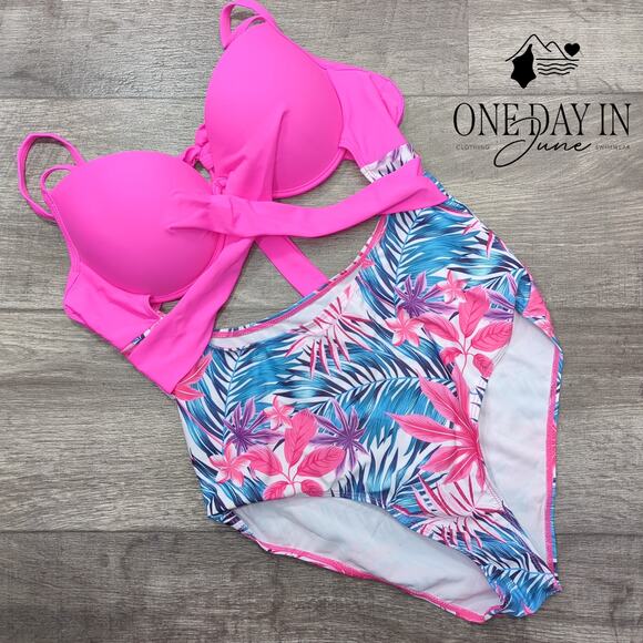 Adisputent Molded Cup Cross Front Cut Out One Piece Swimsuit Size L - Picture 3 of 6